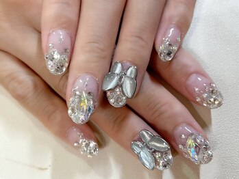 ラビング(Loving)/キラキラショートネイル