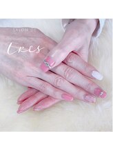 サロン ド トレス(SALON DE TRES)/リングネイル