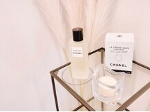 ウル(ur)の雰囲気（黒を基調とした大人モダンなサロン）