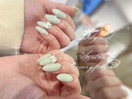 パステルグリーン×ミニリボン