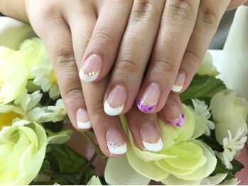 ホワイトフレンチ♪タイダイ柄