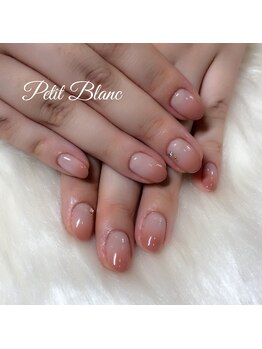 プチブラン(Petit Blanc)/ジェルネイル