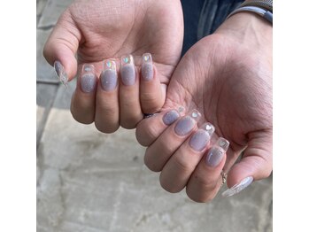 先端クリアネイル