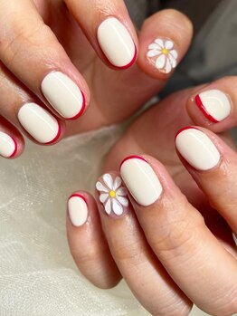 ジェイズネイル(J's nail)の写真/◇トレンドをあなたの指先から◇ショートネイルでもキレイ目～ニュアンスネイルまでお任せください*゜