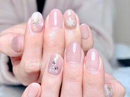 シンプルアートのseasonネイル