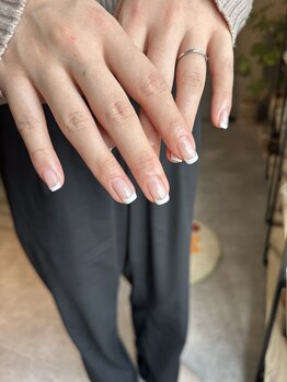 ナナ(nana)/持ち込み/フレンチネイル/