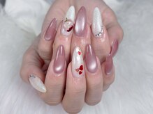 クイーンズ ネイル スタジオ(QUEENS NAIL STUDIO)/つけ放題/アート/長さ出し