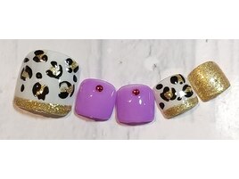 ヒョウ柄フットネイル