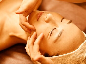 サロン ド エメリタス(salon d'Emeritus)/自慢のオイルトリートメント★