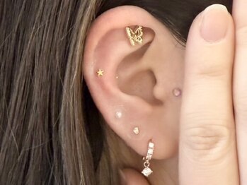 ミディ(MIDI)/《耳ツボジュエリー》