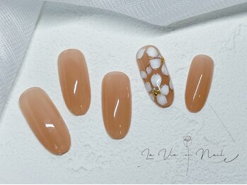 ラヴィネイル(La Vie Nail)/◇フラワーアートネイル◇