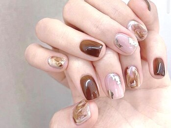 アンバーテン(Amber10)/持ち込みデザイン|ジェルネイル