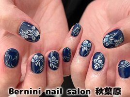 秋葉原ネイル/手描きネイル/銀座