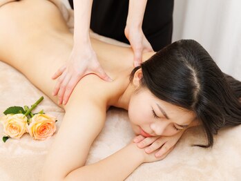 アムール(Amour)/デコルテ首マッサージ