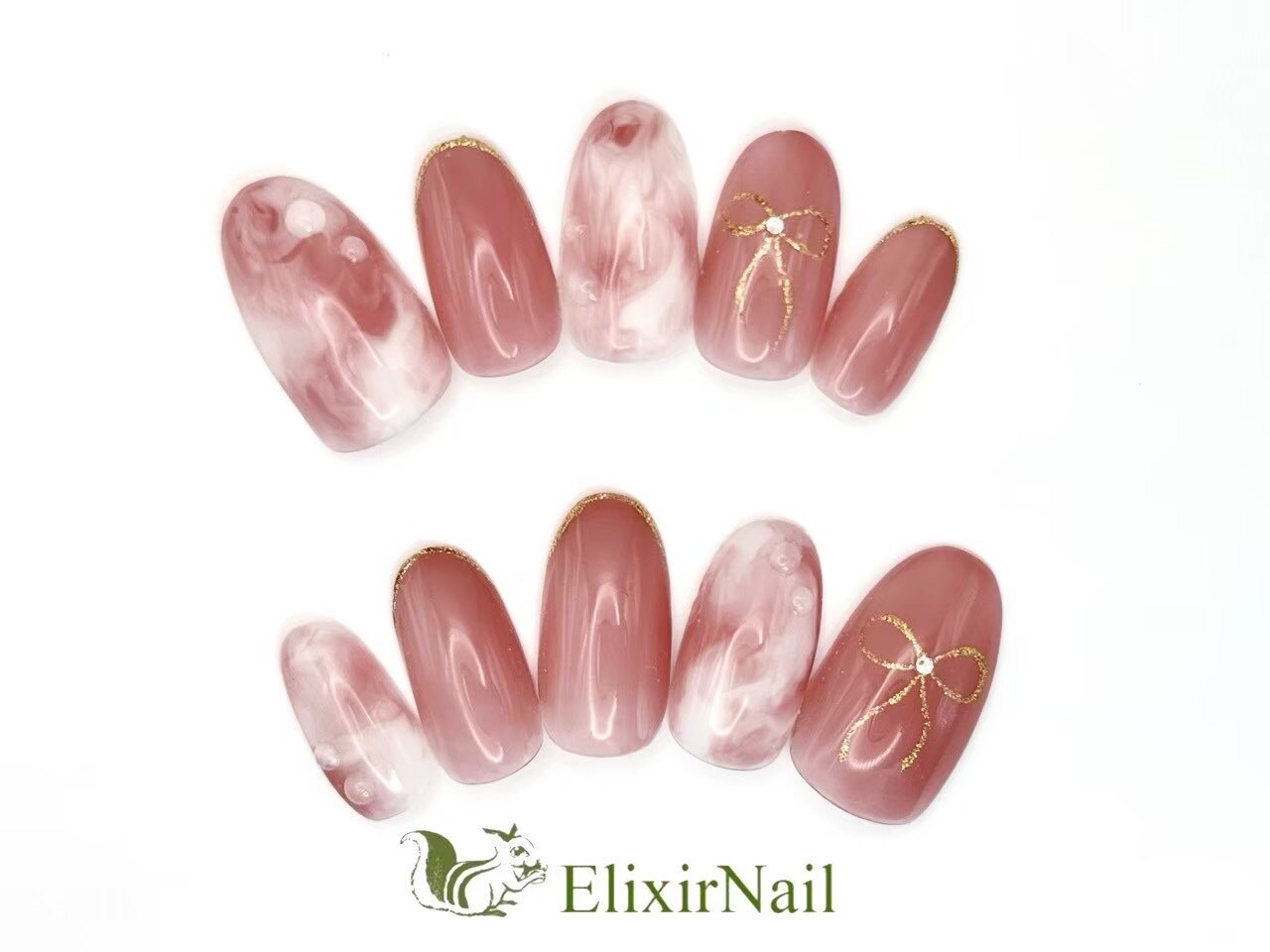 2026年冬トレンド】ニュアンス クリスマスのネイルデザイン集｜人気順