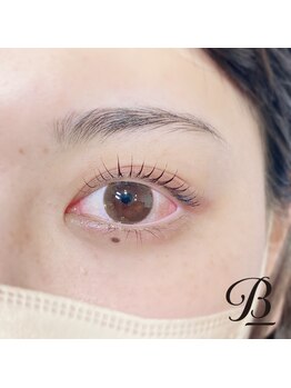 ビー(B)/【まつげパーマ】