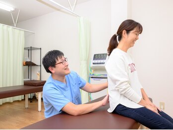 熊谷たいよう接骨院の写真/【腰痛でお悩みの方】長年の痛みや繰り返す辛さは身体のバランスの崩れ？お悩みは放置せずお気軽に当院へ！