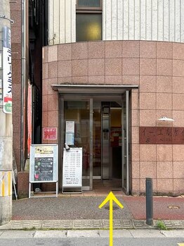 アルティ 福岡大名店(ARTI,)/ビルの入り口