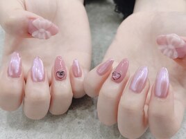 うるうるピンクネイル
