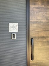 グーグー(goo goo)/看板