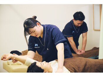 菊名かなで整骨院/【３】矯正施術・筋肉施術