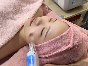 サイエンス アイの写真/韓国式ハイドロピーリングで毛穴レス！剥離無し★毛穴の黒ずみ,メイク残りによる皮脂汚れもしっかり除去！