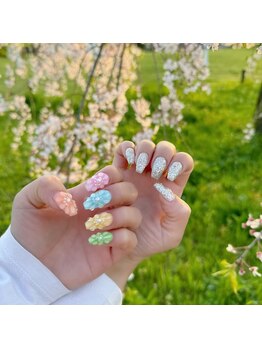 レジアント(Rediant)/ぷっくりお花ネイル