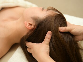 ランタン(Lantern)の写真/【女性専用プライベートサロン】結果重視の方必見!熟練技の小顔コルギ!痛みも少なく小顔になれる☆