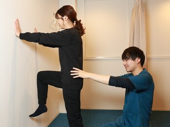 ミライズ整体院 三宮本院/股関節