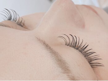 レア(Le'a)の写真/【エクステつけ放題（シングル,ボリューム）¥11,000→¥8,800】カウンセリングでお似合いのデザインを提案♪