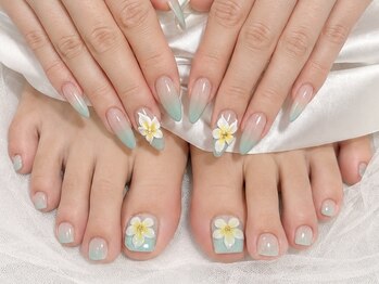 夏ネイル プルメリアネイル