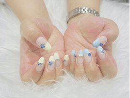 パステルフレンチ/小花ネイル