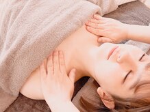 スロウブレス(Slow breath)/デコルテケア