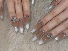 ネスネイル 池袋(Nes.nail)/白グラデーション × ブラウン