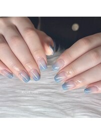 くすみブルーラメグラ