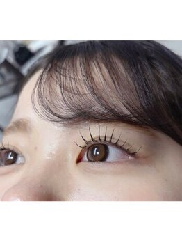 Lill by Flag 九大学研都市店【まつげパーマ/アイブロウ/まつ毛/眉毛】/まつげパーマ・パリジェンヌ九大