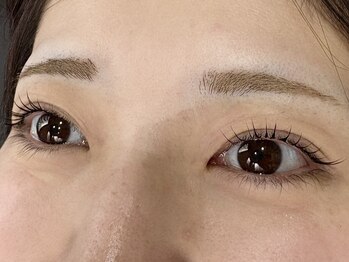ソレイユ トータルビューティー(sole‘il total beauty)の写真/《大人の上品まつ毛》派手すぎず印象的♪オフィス・日常に馴染む自然な仕上がり◎