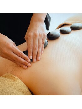 ワンブリリアンス(ONE BRILLIANCE)/ホットストーン★