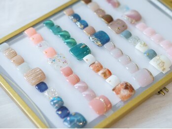 サナネイル(Sana nail)の写真/半個室リクライニングソファ♪いい気分も可愛いネイルも楽しめる!高技術＆高品質で満足度UP!リピート続出◎