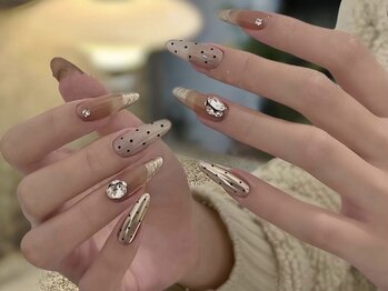 エンジェルズ ネイル サロン(Angel’s nail salon)の写真/トレンドストーン・パーツの種類が豊富◇貴方の可愛いを指先にぎゅっと詰め込みます♪持ち込みデザインも◎