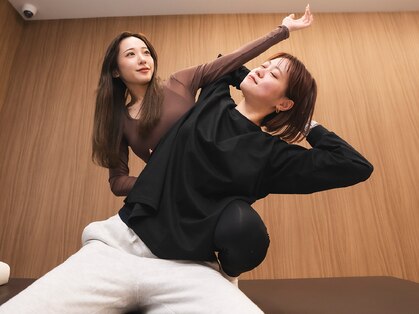 ストレッチトレーニング(STRETCH+TRAINING)の写真