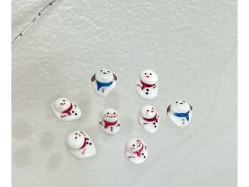 ネイルアンドアイラッシュスタジオ シュシュ(chouchou)/手作りパーツ　雪だるま小
