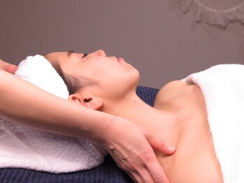 キラ ド オカヤマ/オプション デコルテ