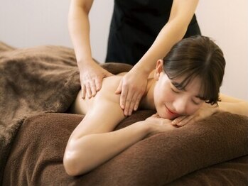 カトレア(CATTLEYA)の写真/【セラピスト歴10年以上の熟練技術×最高峰のEMU OIL】むくみや疲れをとにかく解消したい人にオススメ☆