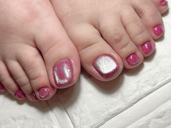 ブリスフルハピネス(Blissful happiness)/フットマグネットネイル