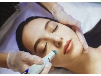 サナティオ(SANATIO)の写真/韓国で大ブーム!毛穴洗浄HAIDORAで毛穴の汚れ、黒ずみ、古い角質など一気に除去◎ワントーン透明感アップ