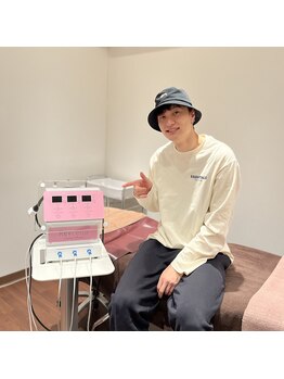 シューラディアント(ShuRadiant)の写真/男性も美容に力を入れる時代。メンズフェイシャルやメンズ脱毛のケアで清潔感アップ◎