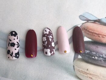 ネイルサロン&スクール ジーナ(GINA)/花柄マット