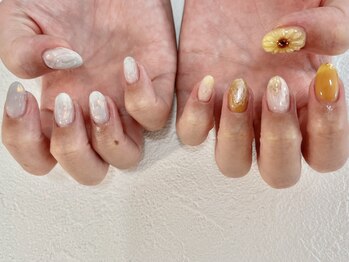 リアン 大宮(Rian)/ひまわりネイル/夏ネイル