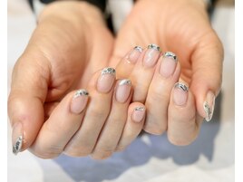 ガラスフレンチネイル